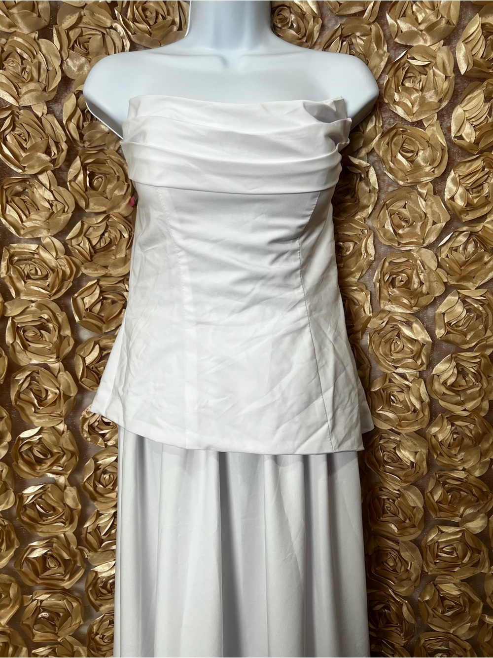 Elegant White Strapless Evening Dress